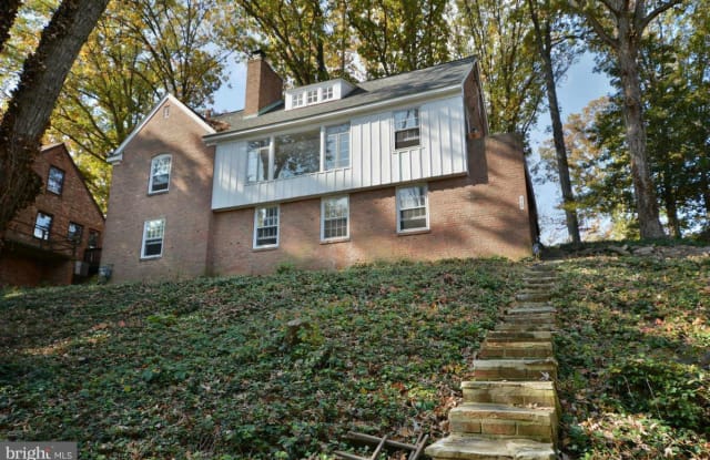 918 TIMBER BRANCH PKWY W - 918 West Timber Branch Parkway, Alexandria, VA 22302