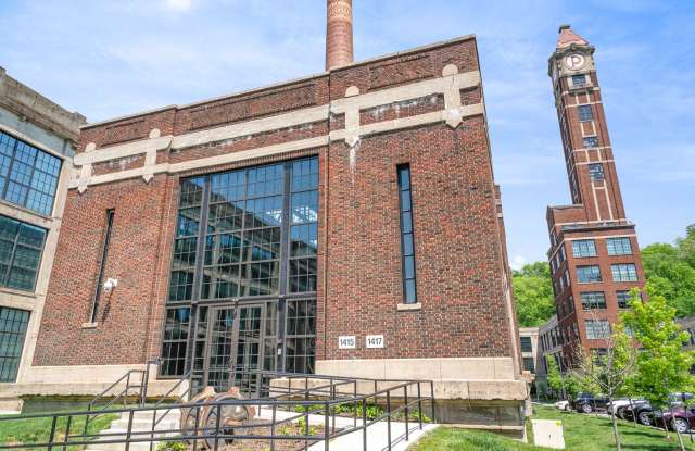 Swanky, Funky, Groovy, loft space Cincinnati, Ohio photos photos