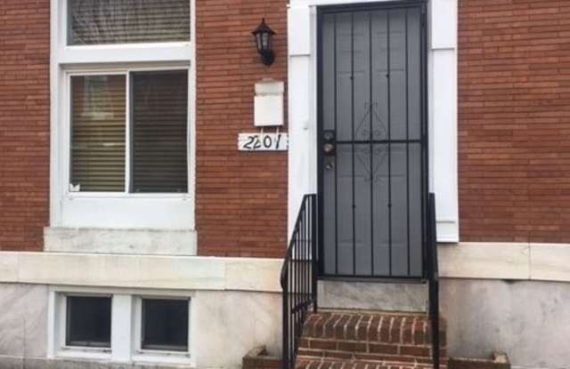 2207 Westwood Ave Gallery 3