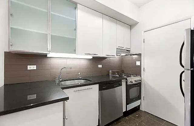 359 15th St Apt 3B Gallery 2