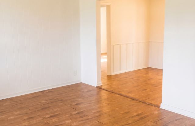 Spacious 4-Bedroom Home in Prime Pinellas Park Location – 1,354 Sq Ft Gallery 3