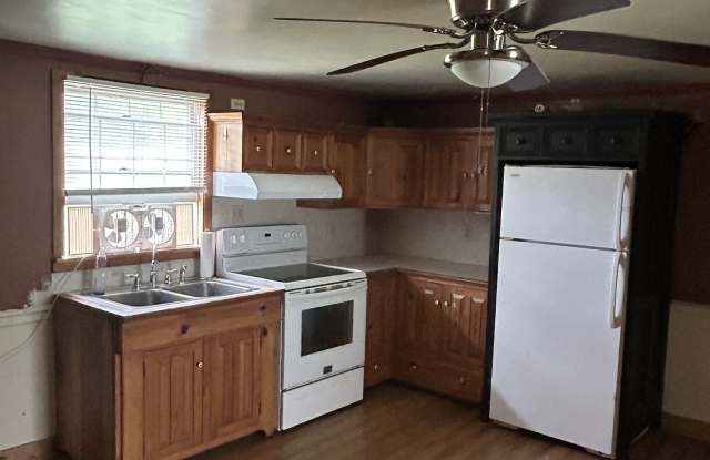 8839 Langmaid Road Gallery 4