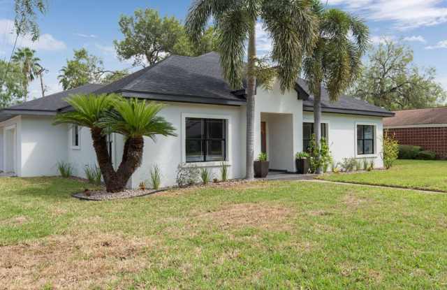 Home Sweet Haven in McAllen - 2901 North Royal Palm Circle, McAllen, TX 78501 Home Sweet Haven in McAllen - 2901 North Royal Palm Circle, McAllen, TX 78501