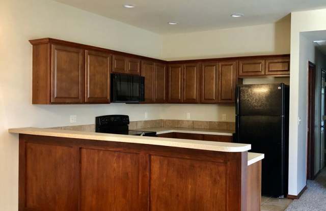 3.3 - 2310 S. Teal St - Teal Ridge Gallery 1