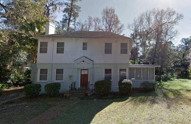 Great Home within Walking Distance to Campus. photos photos