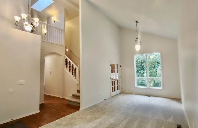*Coming Soon!* This Tastefully Updated 5 Bedroom Home Located in the Sought After Landover Neighborhood in Wilsonville is a Must See! photos photos