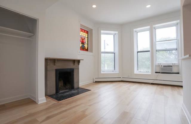 1764 North Clark St. photos photos