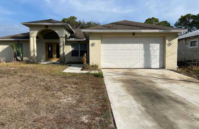 2614 Carol Pl photos photos