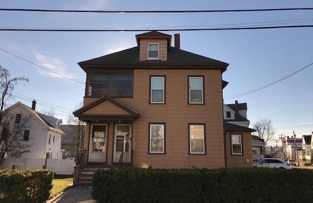 10 State Street - 10 State St, Milford, MA 01757