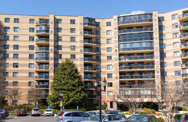 8370 Greensboro Dr photos photos