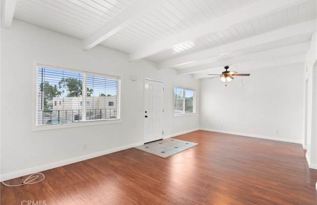 18961 Florida Street photos photos