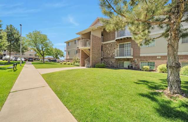 Darling Ground Floor Stonebrook Condo - 1426 North 1300 West, Orem, UT 84057