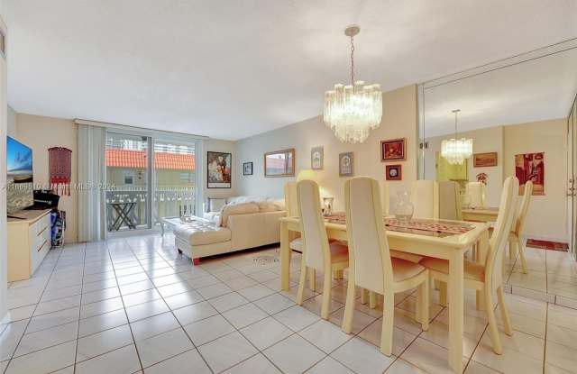 3113 S Ocean Dr photos photos