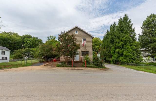 2 Bed, 1 Bath, Second Floor Apartment in Millville, WV Gallery 3