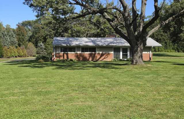 1070 Winwood Drive Gallery 1