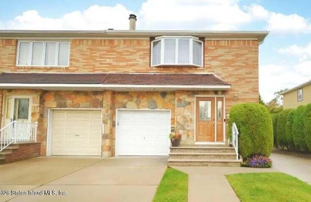 30 Greencroft Avenue unit: 1 photos photos