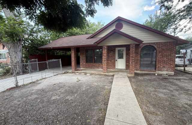 918 W Harding Blvd photos photos