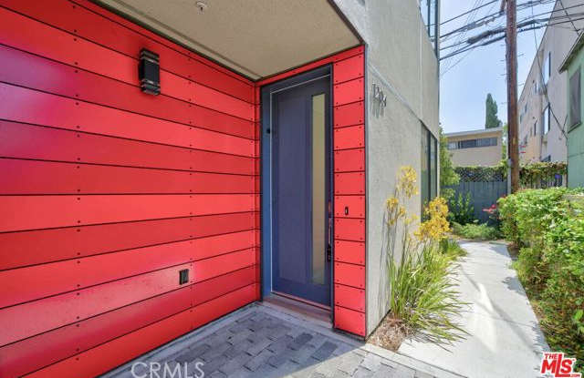 1204 North Orange Grove Avenue Gallery 2