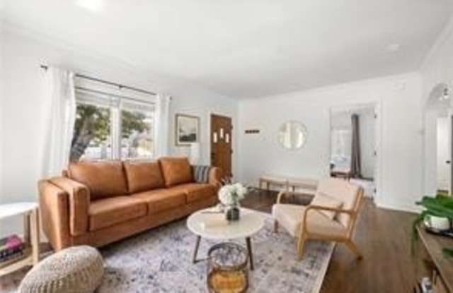 2331 Shenandoah Avenue NE Gallery 2
