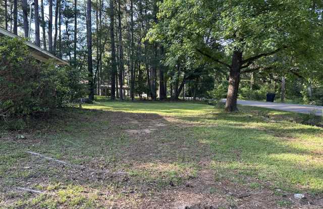 1107 Pinehaven Circle Gallery 2