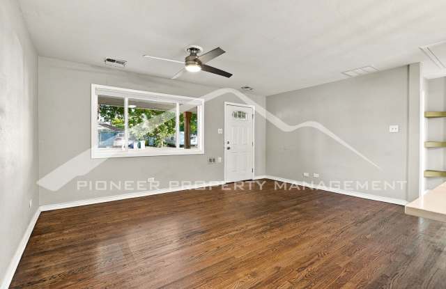 Spacious Home with Washer/Dryer and Fenced Yard Gallery 3