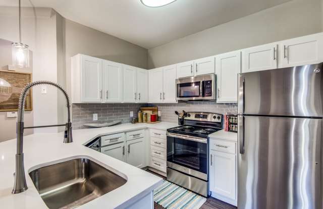 Aventura on Briar Forest Gallery 2