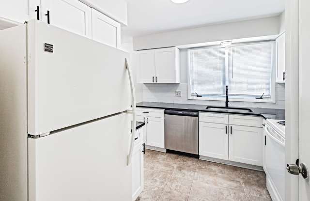 Pike Creek - Fox Fire - 2 bedroom, 2 bathroom home. Gallery 3