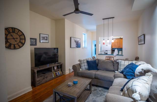 Large 1st fl with yard w/d Gallery 3