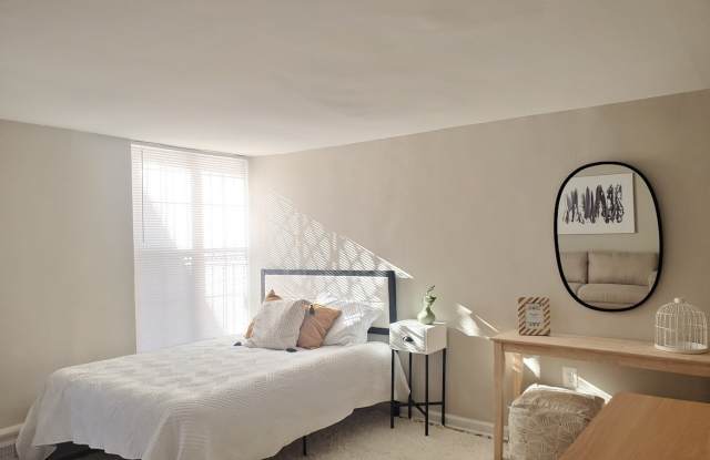 The Paramount Apartments Gallery 3