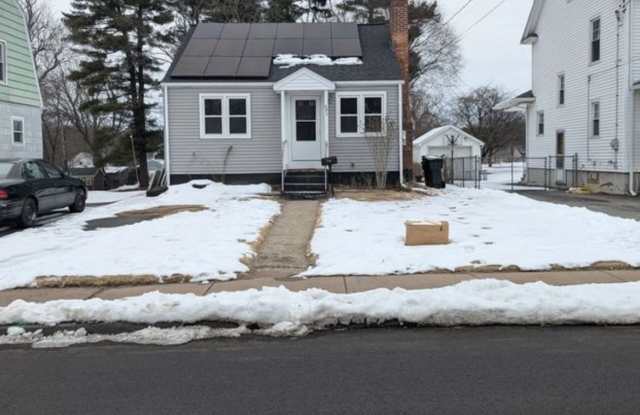 68 Walnut Street - 68 Walnut Street, East Hartford, CT 06108
