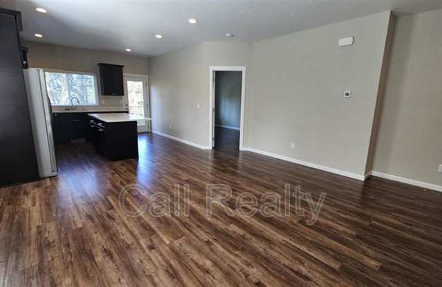 4306 N Centennial Ln Gallery 2