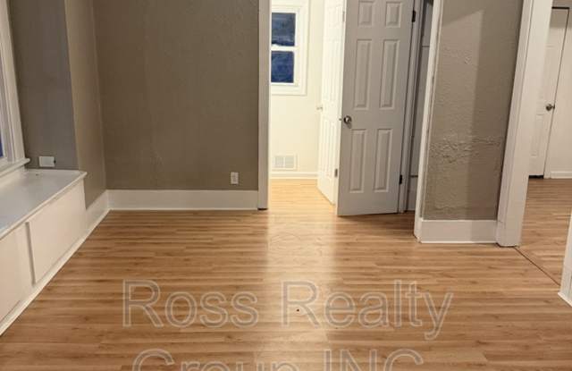 1403 Navarre - 1403 Navarre Avenue, Toledo, OH 43605