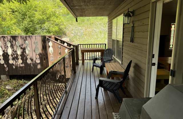 1041 West Grindelwald Court - 1041 West Grindelwald Court, Midway, UT 84049 1041 West Grindelwald Court - 1041 West Grindelwald Court, Midway, UT 84049