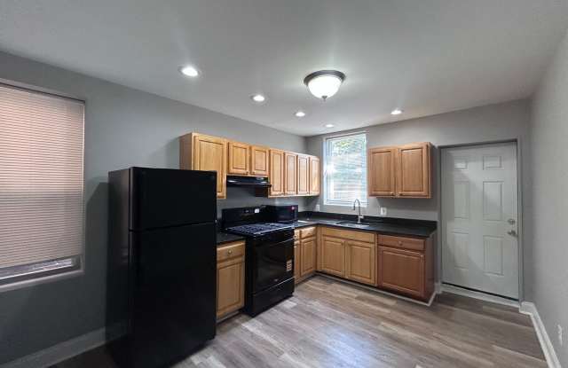 Baltimore - 4 Bedrooms and 2.5 baths Available! photos photos Baltimore - 4 Bedrooms and 2.5 baths Available! photos photos