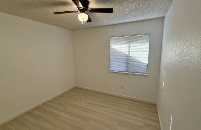 2197 Atrisco Cir Gallery 4