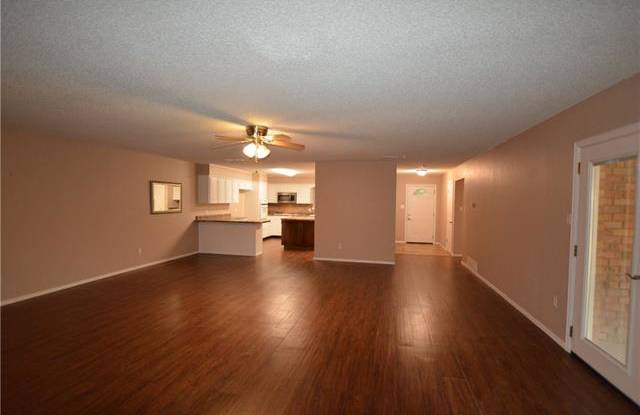 425 W Pleasantview Drive Gallery 4