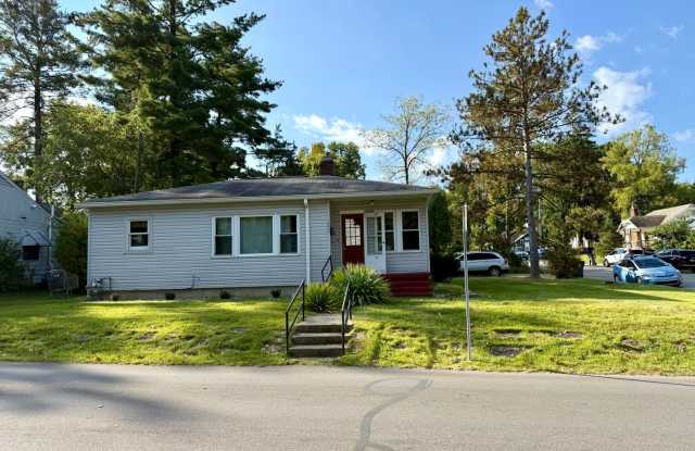 3 BEDROOM NEAR CAMPUS AVAIL AUGUST 2027 @ $2,625 Monthly Gallery 3