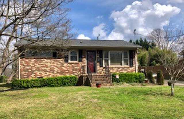 208 E. Catawba Drive - 208 East Catawba Drive, Mount Holly, NC 28120