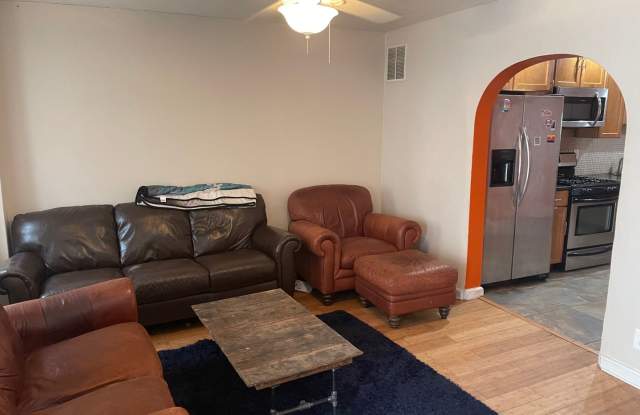 4 Bedroom House in Manayunk photos photos