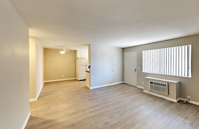 440 Jamacha Rd Apt D - 440 Jamacha Rd, El Cajon, CA 92019