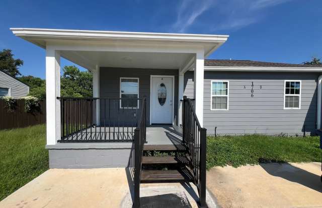 1706 Lake Avenue Gallery 1