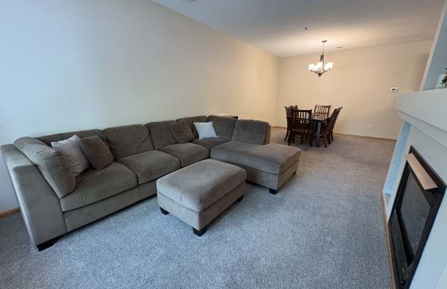 714 Maple Hills Dr Apt C Gallery 4
