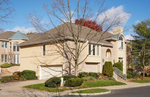194 Pelican Court - 194 Pelican Court, Monmouth County, NJ 07733