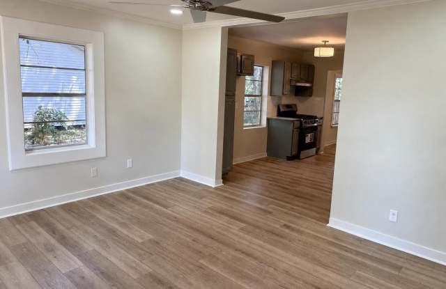 303 Thelma Drive Gallery 2