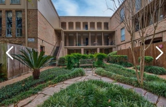 4633 Wild Indigo South - 4633 Wild Indigo St, Houston, TX 77027