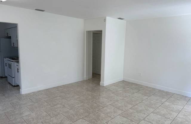 3 Bed Home for Rent! Gallery 4