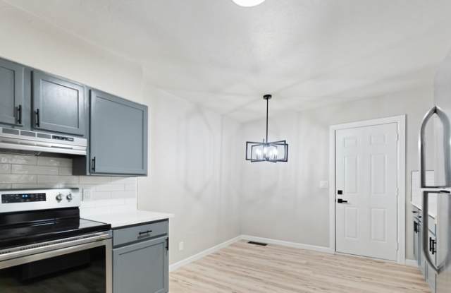 400 Northwest 85th Street Gallery 3