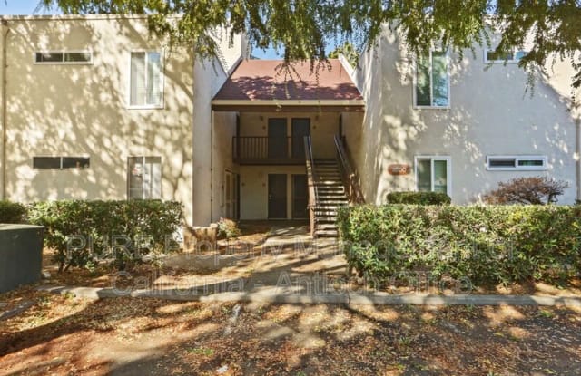2600 Laguna Circle - 2600 Laguna Circle, Concord, CA 94520
