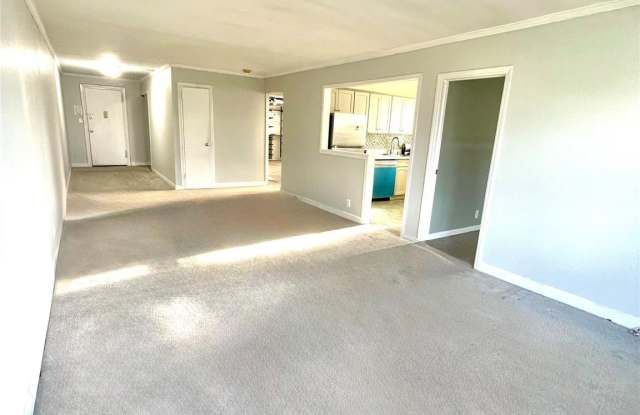 324 Post Avenue photos photos