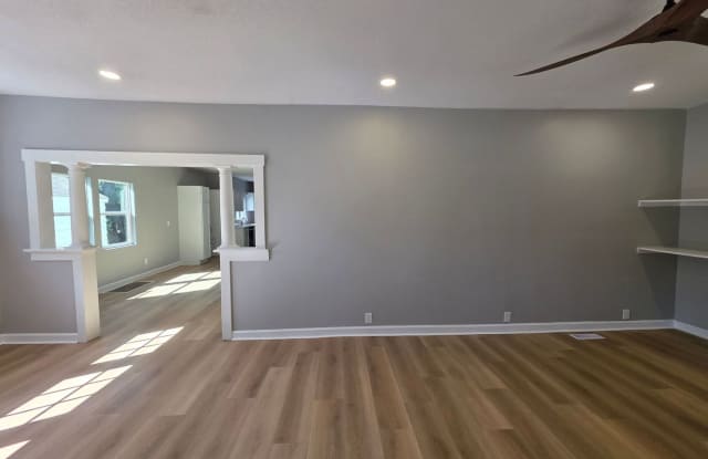 Spacious & Updated 6-Bedroom, 2-Bath Home with Modern Finishes! Gallery 4